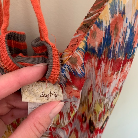 *BOGO* Eligible!  Colorful Daytrip top - Picture 3 of 4